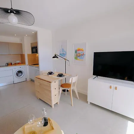 Centre, 2p, Terrasse, Garage Antibes