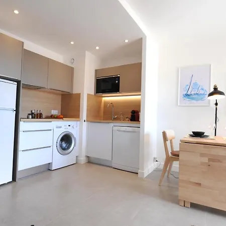 Centre, 2p, Terrasse, Garage * Antibes