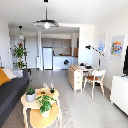 Centre, 2p, Terrasse, Garage Antibes