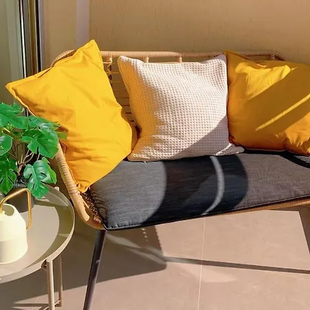 Centre, 2p, Terrasse, Garage Antibes